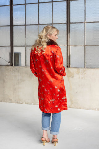 1960s Red Floral Jacquard Coat with Detachable Brown Fox Fur Collar - Fits US S/M