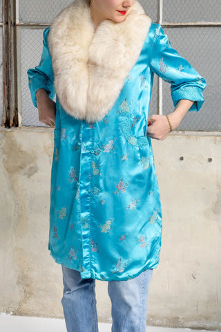 1960s Peacock Blue Floral Jacquard Coat with Detachable Ivory Fox Fur Collar - Fits US S/M
