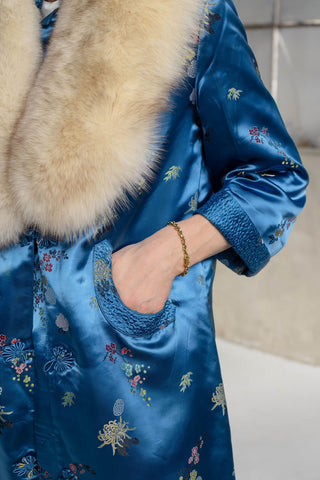 1960s Royal Blue Floral Jacquard Coat with Detachable Ivory-Brown Fox Fur Collar - Fits US S/M