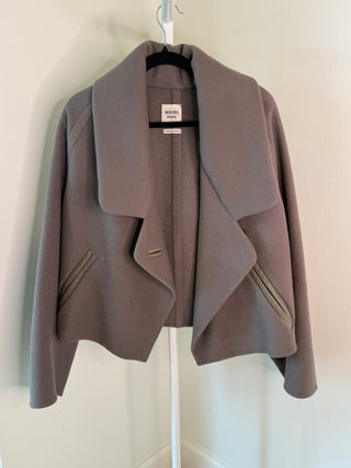 Hermes F/W2022 Étoupe Cashmere Coat with Leather Pocket Detail - Size FR 42