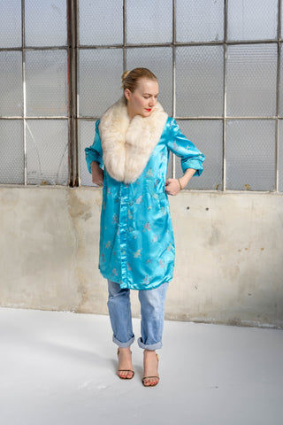 1960s Peacock Blue Floral Jacquard Coat with Detachable Ivory Fox Fur Collar - Fits US S/M