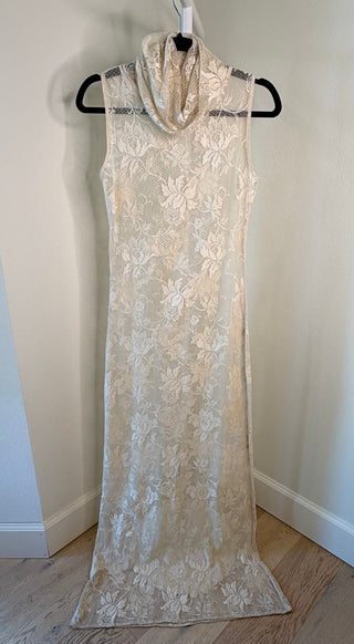1960-1970s Vintage Handmade Ivory Cotton Floral Lace Long Dress - Fits US 4/6