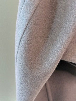 Hermes F/W2022 Étoupe Cashmere Coat with Leather Pocket Detail - Size FR 42