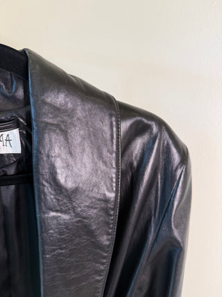 Maxima 1980-1990s Black Belted Padded Shoulder Leather Trench Coat - Size 2