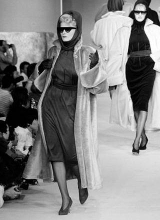 Theirry Mugler F/W 1982-1983 Rare Runway Long Faux Fur Coat - FR 38