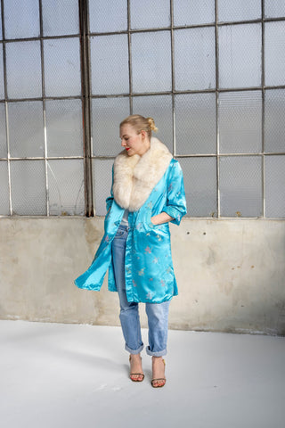 1960s Peacock Blue Floral Jacquard Coat with Detachable Ivory Fox Fur Collar - Fits US S/M