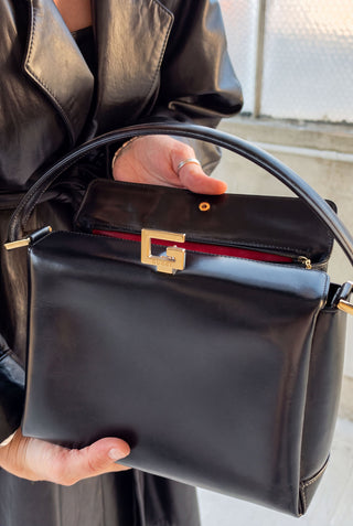 Gucci 1997-1999 Vintage Tom Ford Era Black Leather Square G Clasp Top Handle Box Bag